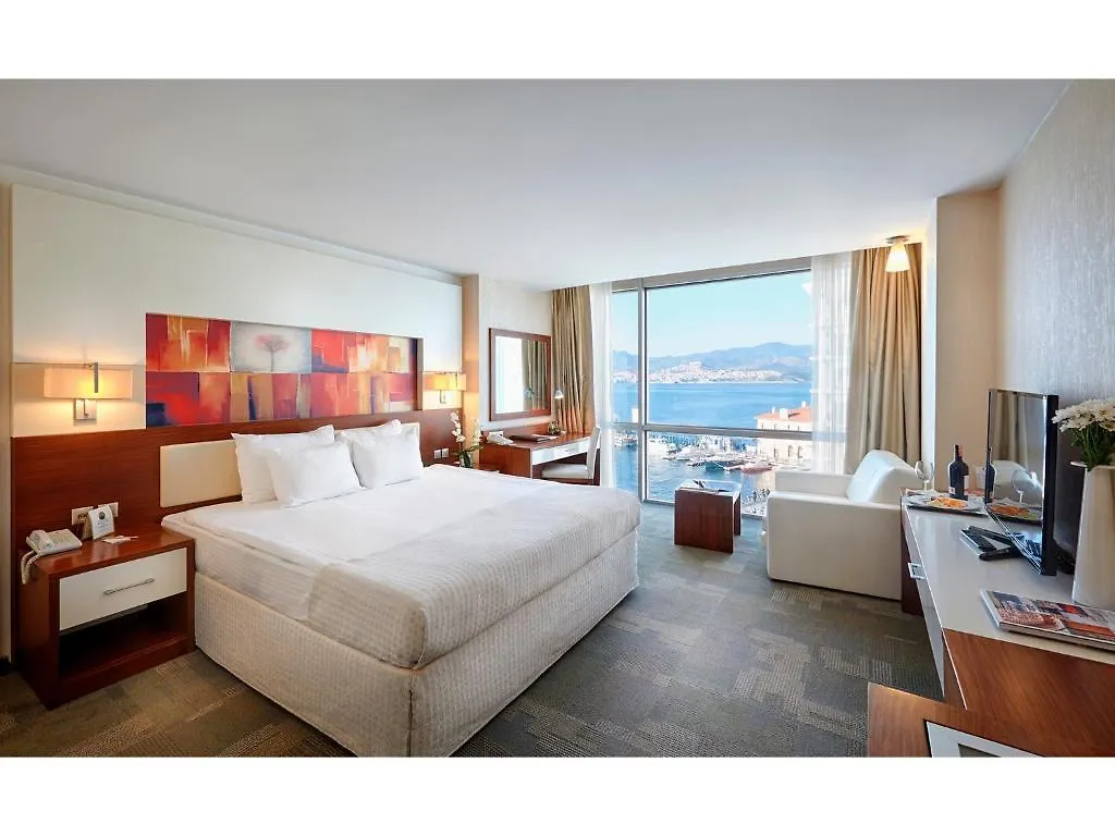 Kordon Hotel Pasaport İzmir