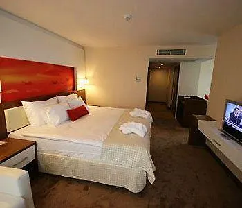 Kordon Hotel Pasaport Izmir 4*,