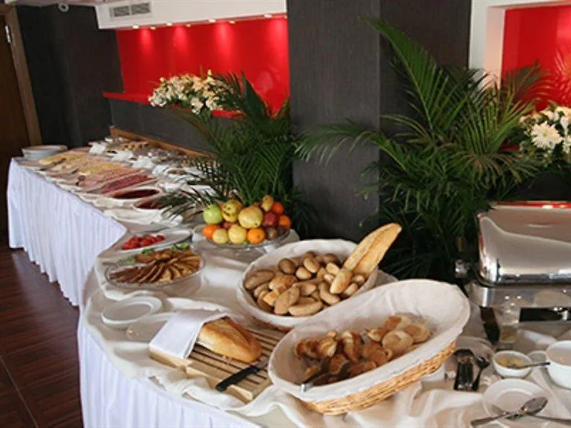 Kordon Hotel Pasaport Izmir 4*,
